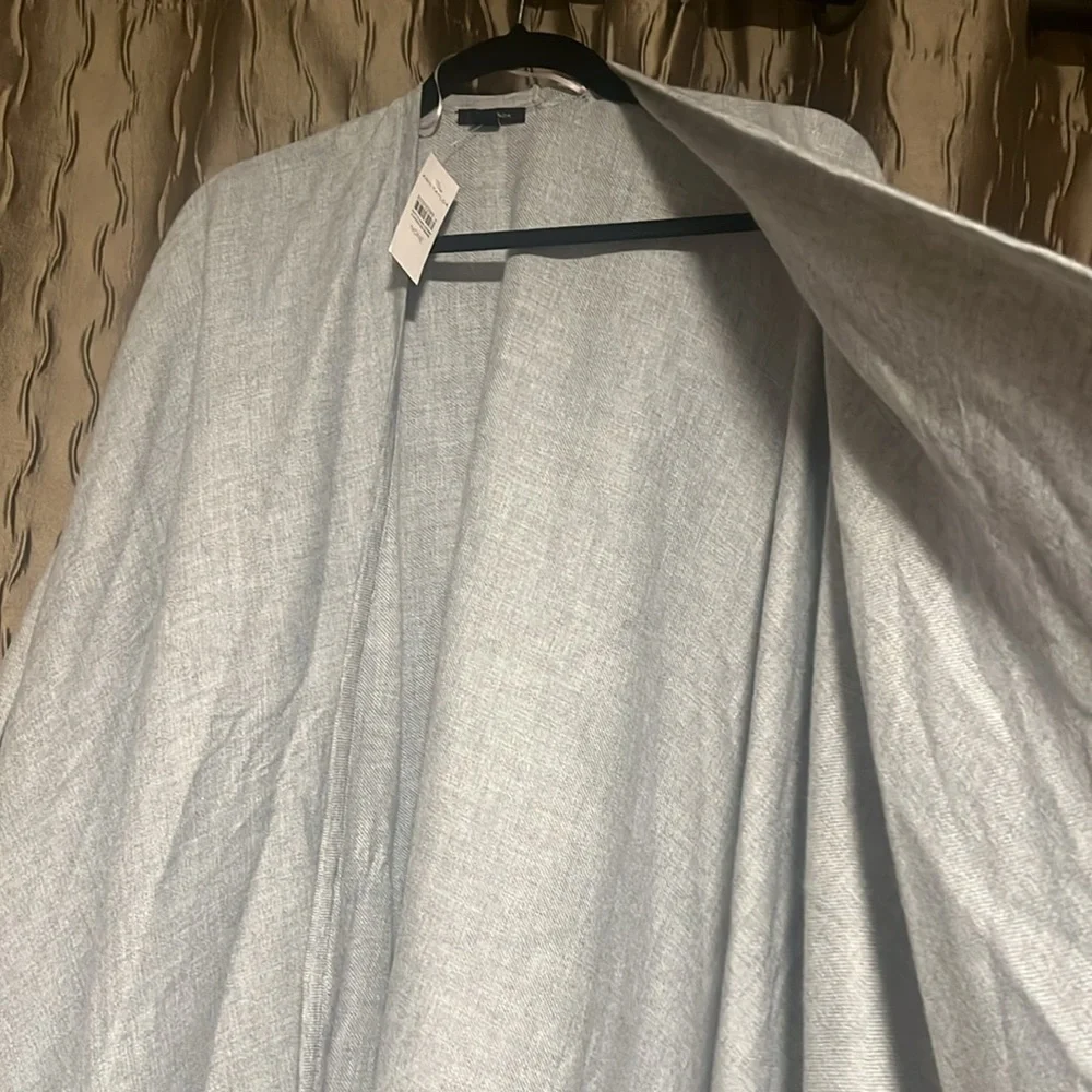 NWT Ann Taylor shawl shrug poncho light grey - Picture 4 of 6